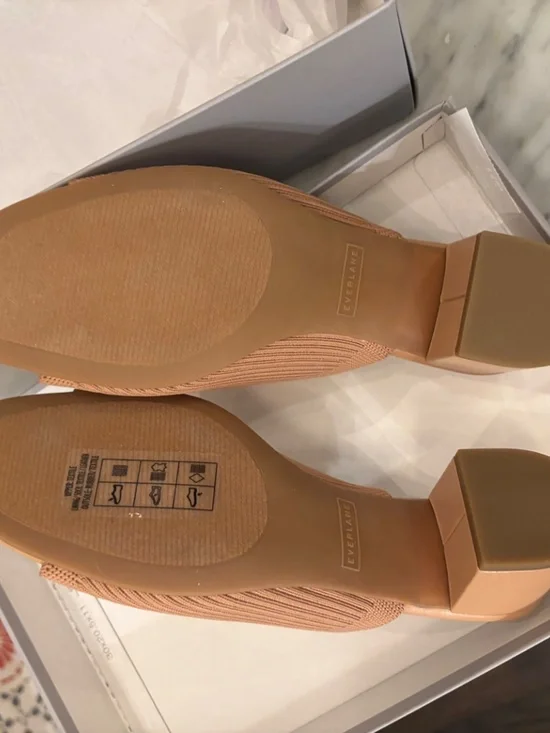 NEW IN BOX - Everlane Glove Mule in Reknit | Tan - Picture 6 of 8